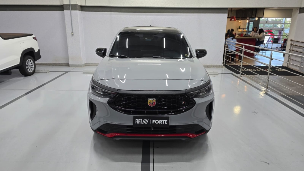 fiat fastback 1.3 turbo 270 flex abarth at6 4p automatico 20242