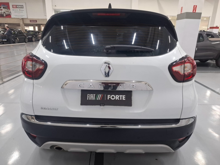 renault captur 2.0 16v hi-flex intense automatico flex 4p 2020 renault captur 2.0 16v hi-flex intense automatico flex 4p 2020