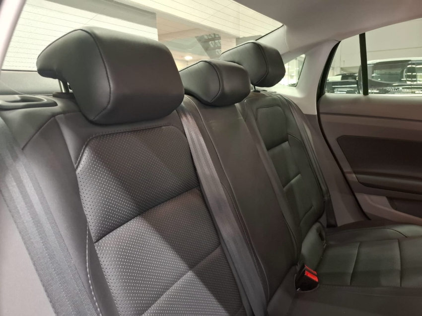 volkswagen virtus 1.0 200 tsi comfortline automatico flex 4p 2022