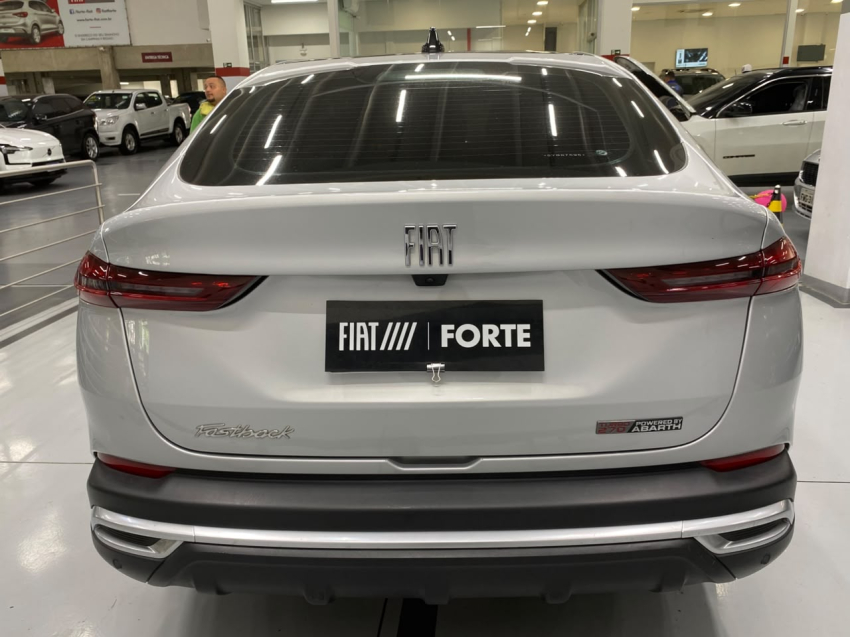 fiat fastback 1.3 turbo 270 flex limited edition at6 4p automatico 202514