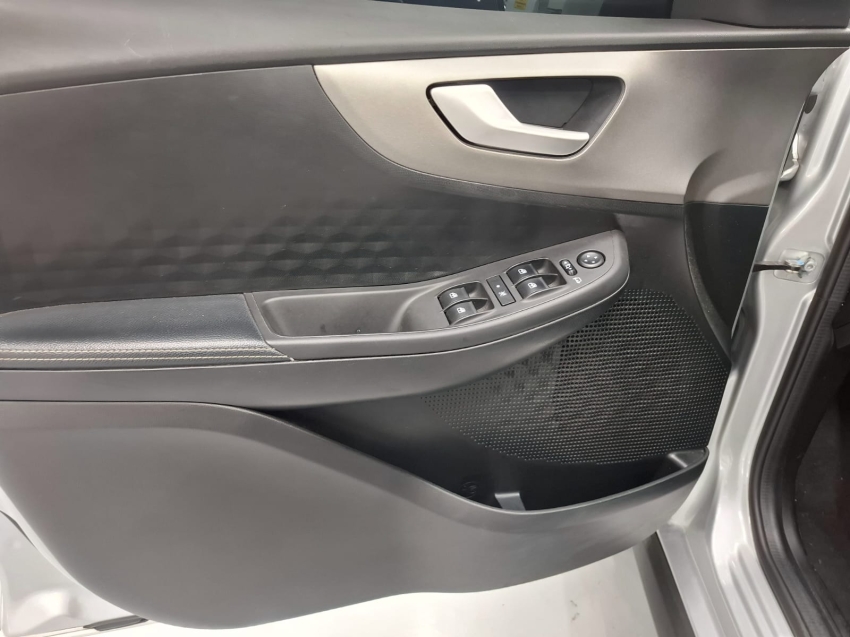 fiat fastback 1.3 turbo 270 flex limited edition at6 4p automatico 2025 fiat fastback 1.3 turbo 270 flex limited edition at6 4p automatico 2025