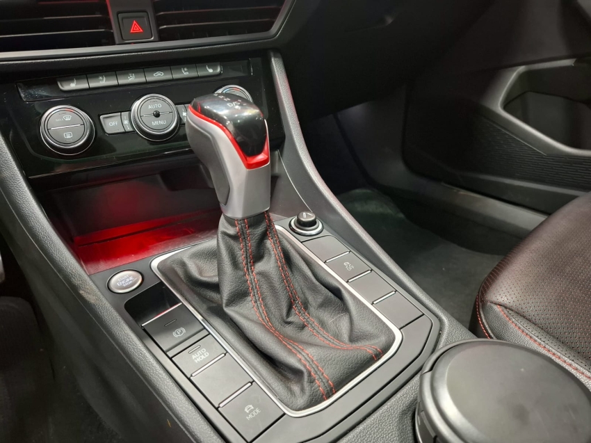volkswagen jetta 2.0 350 tsi gasolina gli dsg 4p automatico 2023