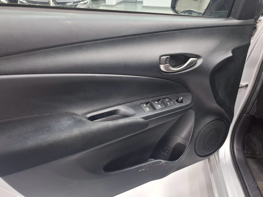 toyota yaris 1.5 16v flex sedan xl plus tech multidrive 4p manual 2019