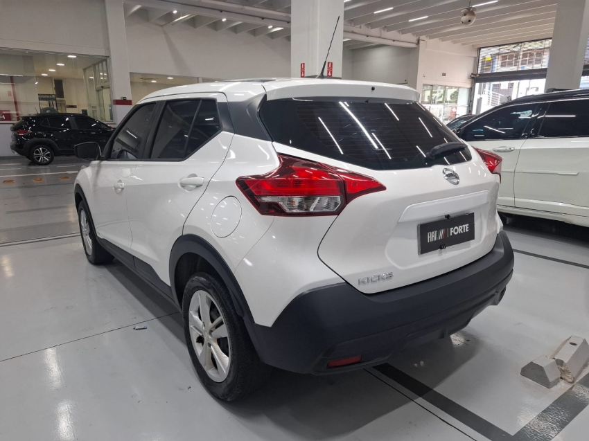 nissan kicks 1.6 16v flexstart active xtronic flex 4p automatico 2021