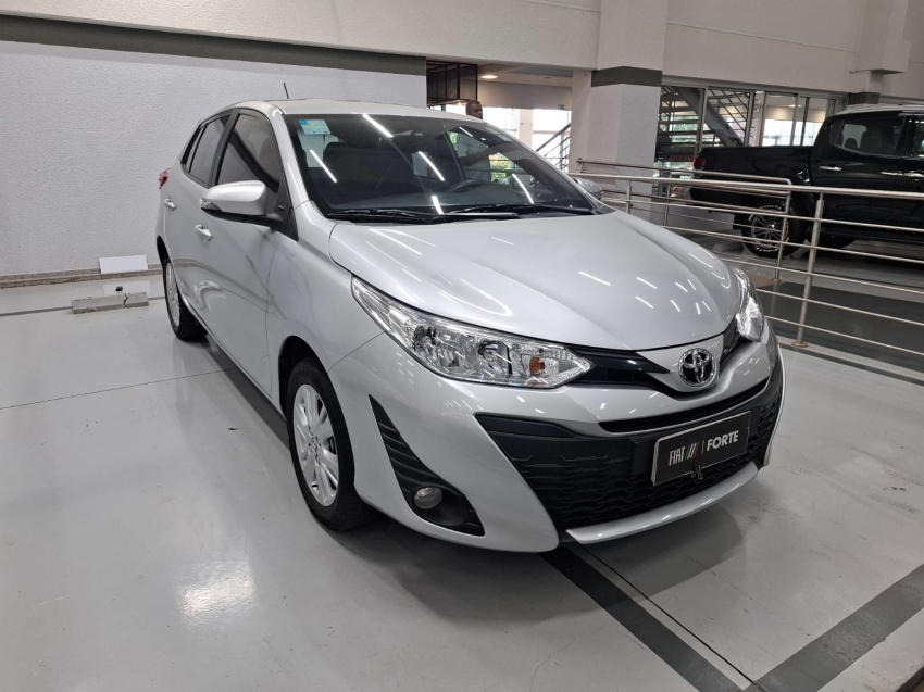 toyota yaris 1.3 16v flex xl multidrive 4p automatico 2019