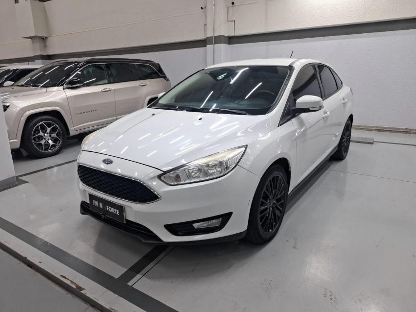 ford focus 2.0 se plus fastback 16v flex 4p powershift manual 2018