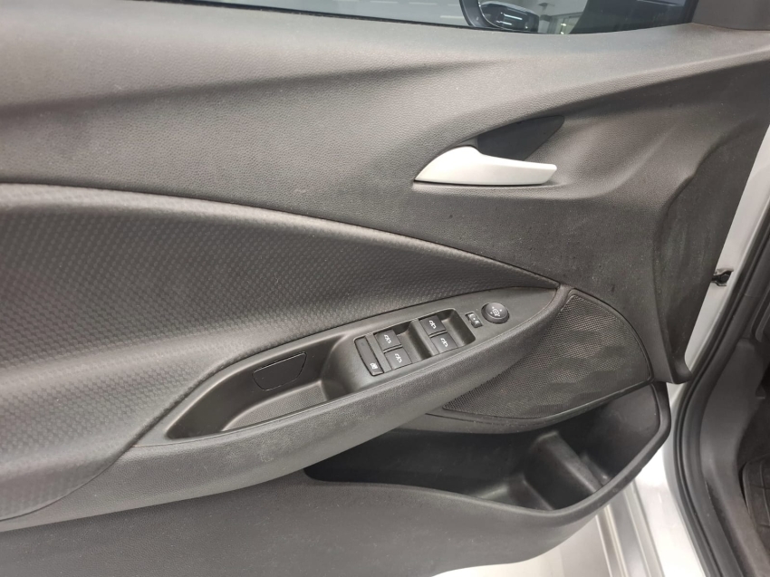 chevrolet onix 1.0 turbo flex lt automatico 4p 2021 chevrolet onix 1.0 turbo flex lt automatico 4p 2021