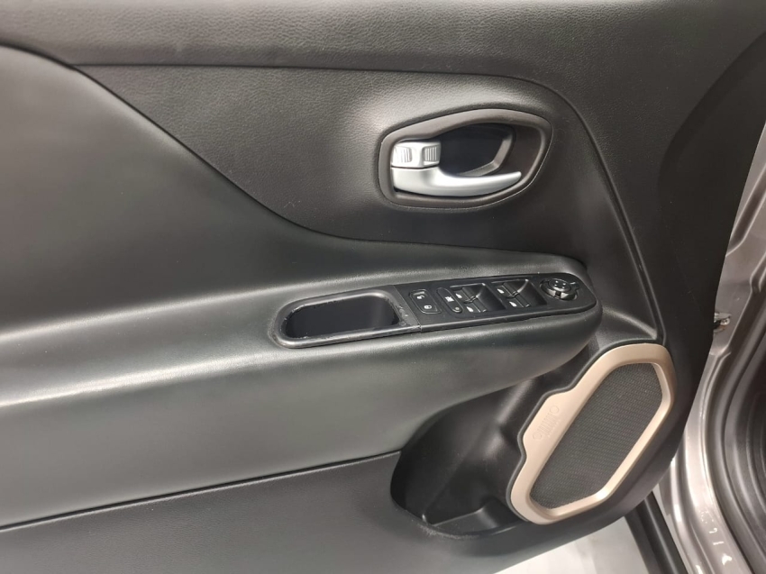 jeep renegade 2.0 16v turbo diesel longitude 4p 4x4 automatico 2017