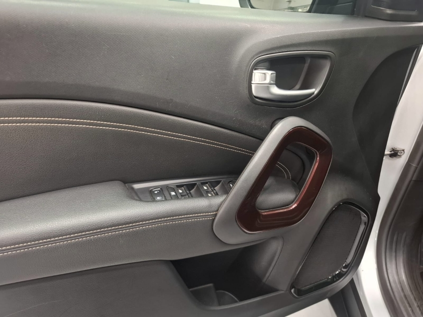 fiat toro 1.8 16v evo flex freedom at6 4p automatico 2019 fiat toro 1.8 16v evo flex freedom at6 4p automatico 2019