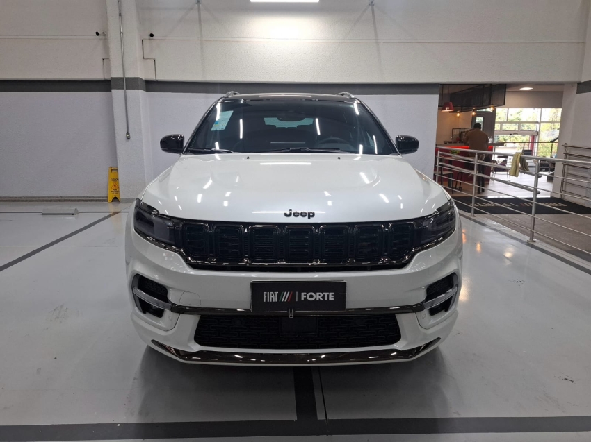 jeep commander 2.0 hurricane 4 turbo gasolina blackhawk at9 4p automatico 2025 jeep commander 2.0 hurricane 4 turbo gasolina blackhawk at9 4p automatico 2025