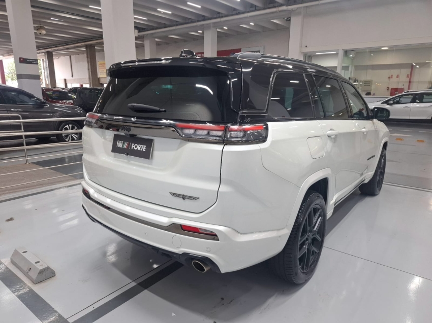 jeep commander 2.0 hurricane 4 turbo gasolina blackhawk at9 4p automatico 2025 jeep commander 2.0 hurricane 4 turbo gasolina blackhawk at9 4p automatico 2025