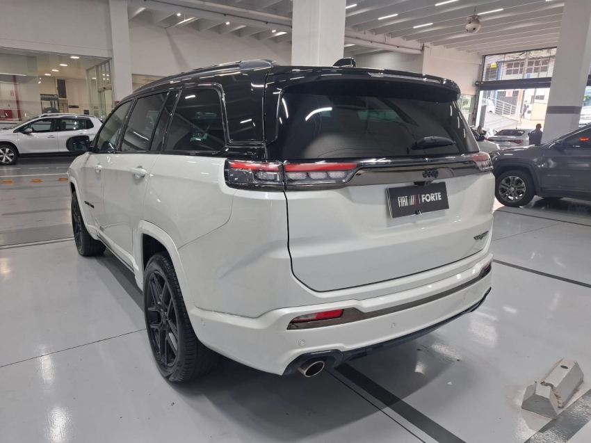 jeep commander 2.0 hurricane 4 turbo gasolina blackhawk at9 4p automatico 2025 jeep commander 2.0 hurricane 4 turbo gasolina blackhawk at9 4p automatico 2025