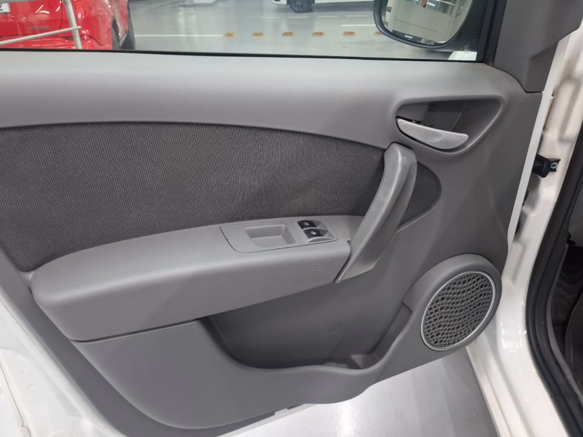 fiat palio 1.0 mpi attractive 8v flex 4p manual 2013