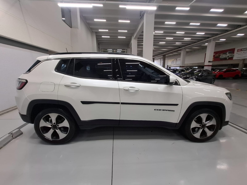 jeep compass 2.0 16v flex longitude automatico 4p 2018