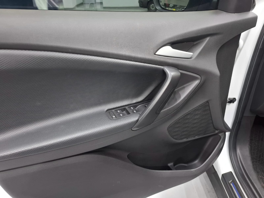 chevrolet tracker 1.0 turbo flex automatico 4p 2021 chevrolet tracker 1.0 turbo flex automatico 4p 2021