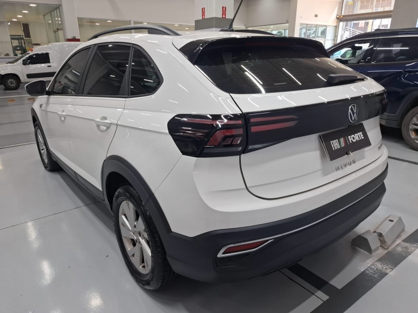volkswagen nivus 1.0 200 tsi total flex comfortline automatico 4p 2023