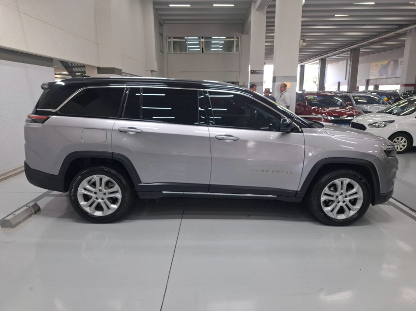 jeep commander 1.3 t270 turbo flex longitude at6 4p automatico 20234