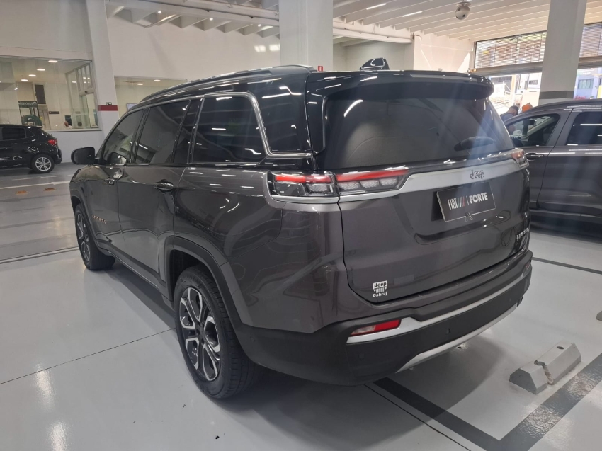 jeep commander 1.3 t270 turbo flex limited at6 4p automatico 2022 jeep commander 1.3 t270 turbo flex limited at6 4p automatico 2022