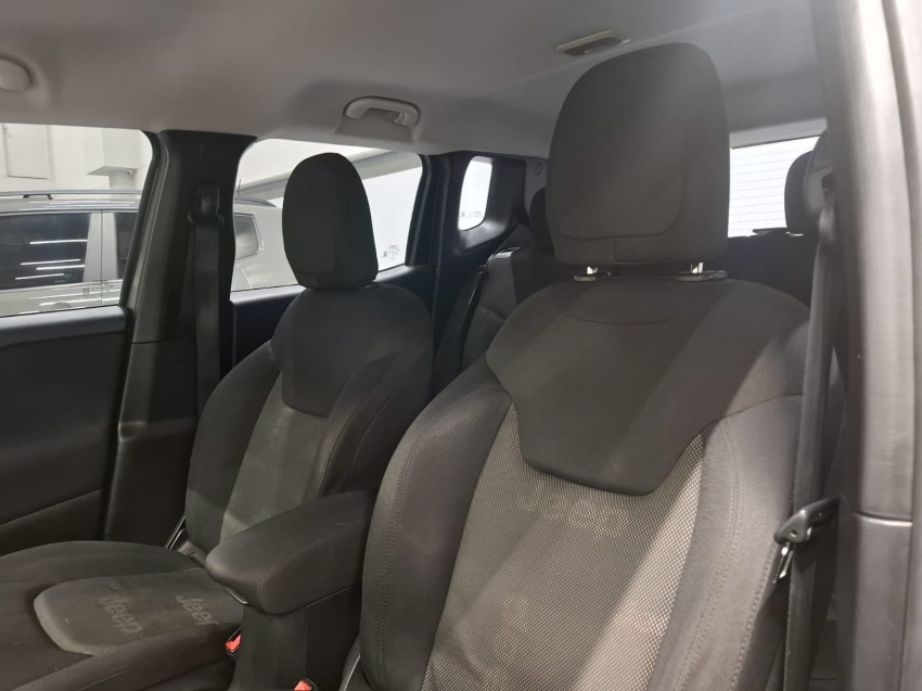 jeep renegade 1.8 16v flex longitude 4p automatico 2017 jeep renegade 1.8 16v flex longitude 4p automatico 2017