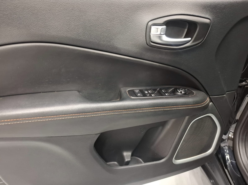 jeep compass 2.0 16v flex longitude automatico 4p 20217