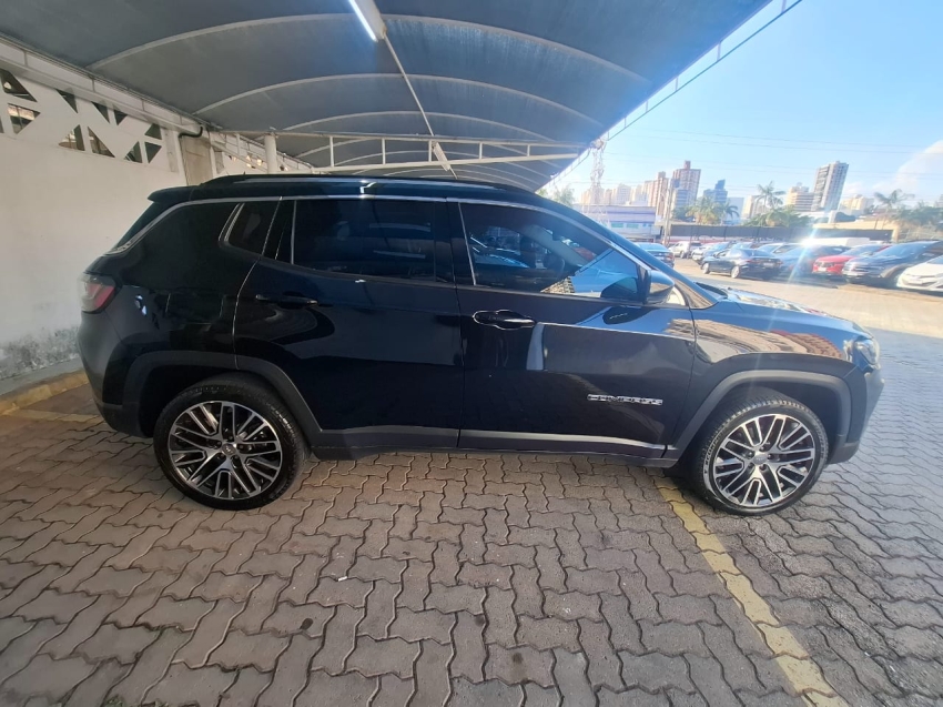 jeep compass 1.3 t270 turbo flex limited at6 4p automatico 2022 jeep compass 1.3 t270 turbo flex limited at6 4p automatico 2022