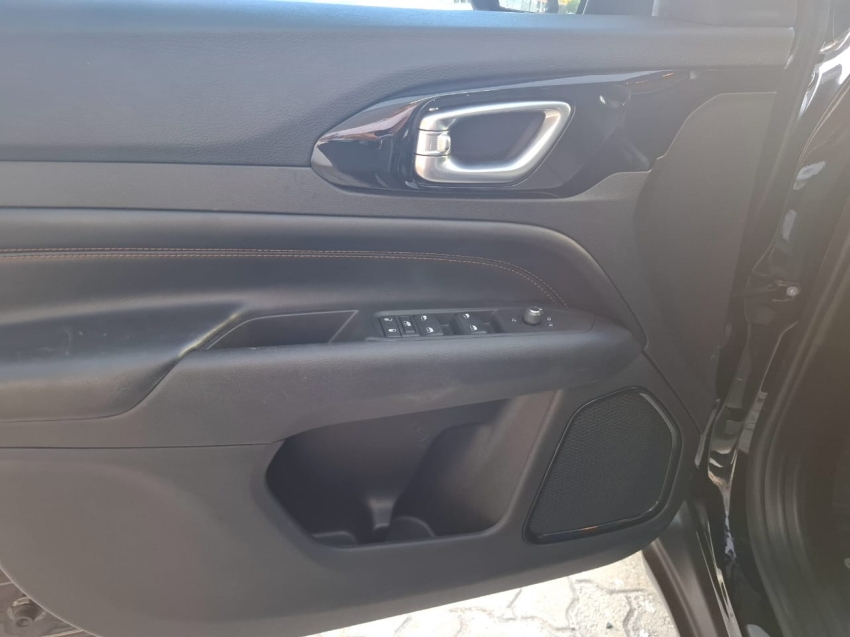 jeep compass 1.3 t270 turbo flex limited at6 4p automatico 2022 jeep compass 1.3 t270 turbo flex limited at6 4p automatico 2022