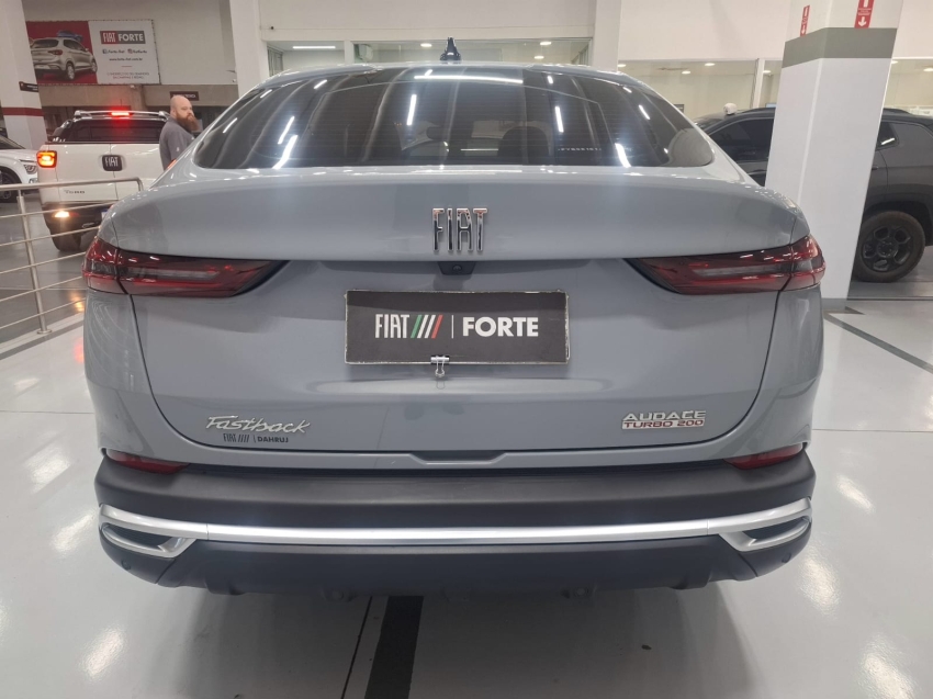 fiat fastback 1.0 turbo 200 flex audace cvt 4p automatico 2023