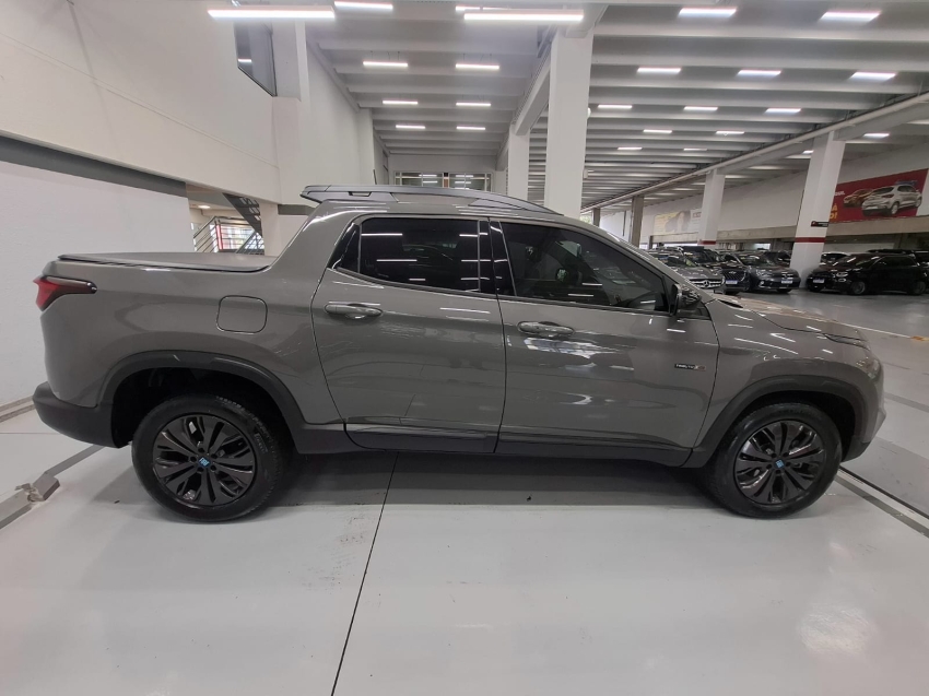 fiat toro 1.3 turbo 270 flex volcano at6 4p automatico 2025 fiat toro 1.3 turbo 270 flex volcano at6 4p automatico 2025