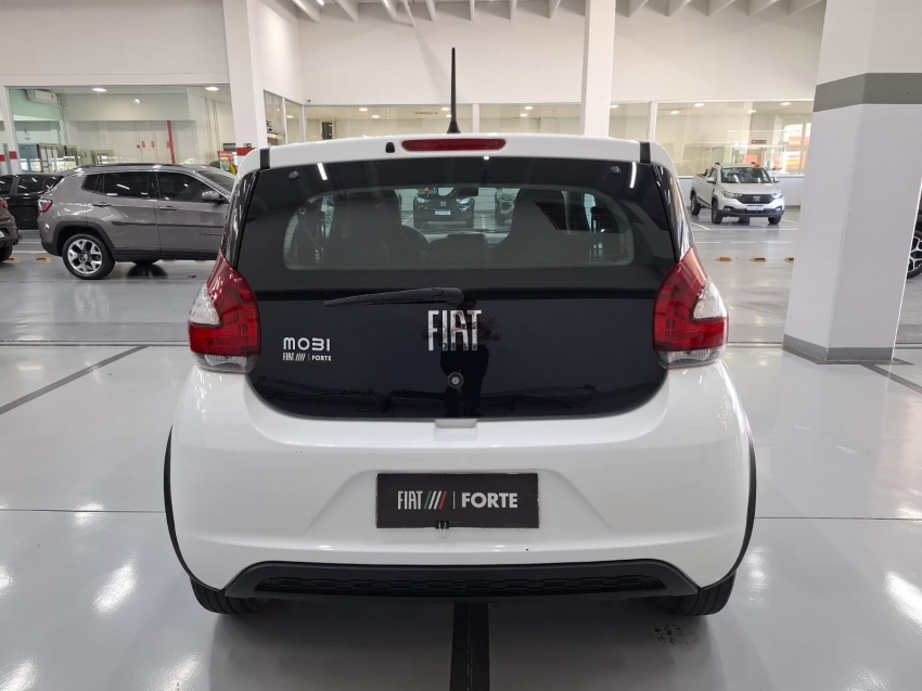 fiat mobi 1.0 evo flex like. manual 4p 2023 fiat mobi 1.0 evo flex like. manual 4p 2023