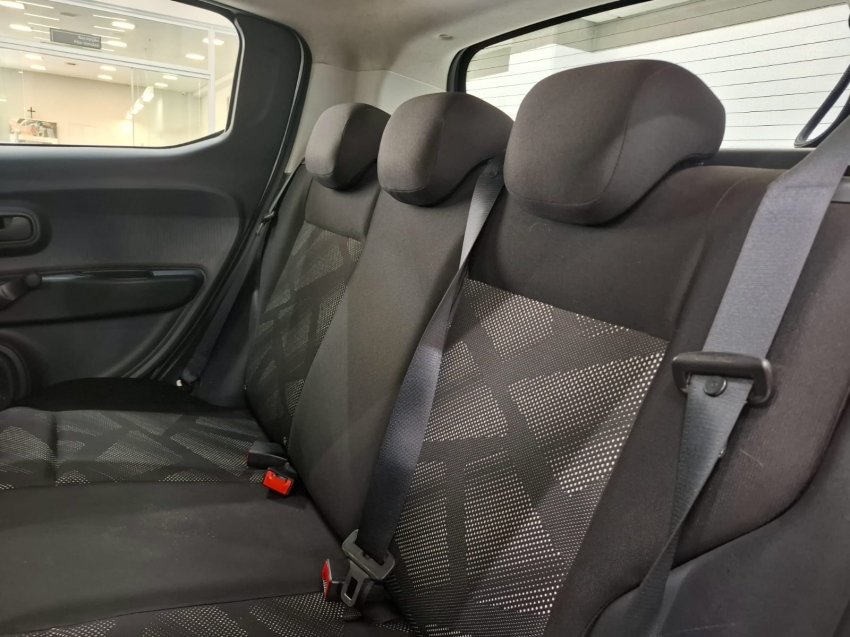 fiat mobi 1.0 evo flex like. manual 4p 2023 fiat mobi 1.0 evo flex like. manual 4p 2023
