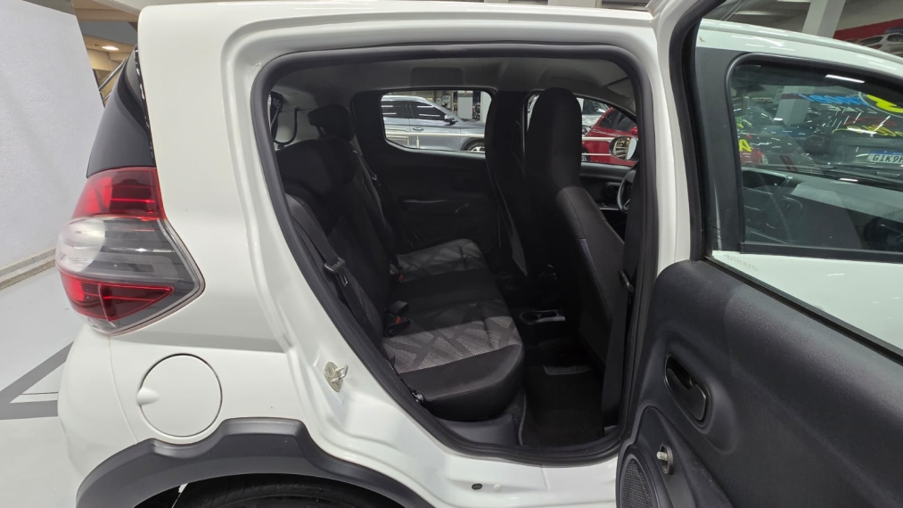 fiat mobi 1.0 evo flex like. manual 4p 202311