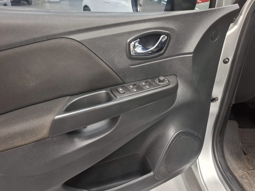 renault captur 1.6 16v sce flex life x-tronic 4p automatico 2019