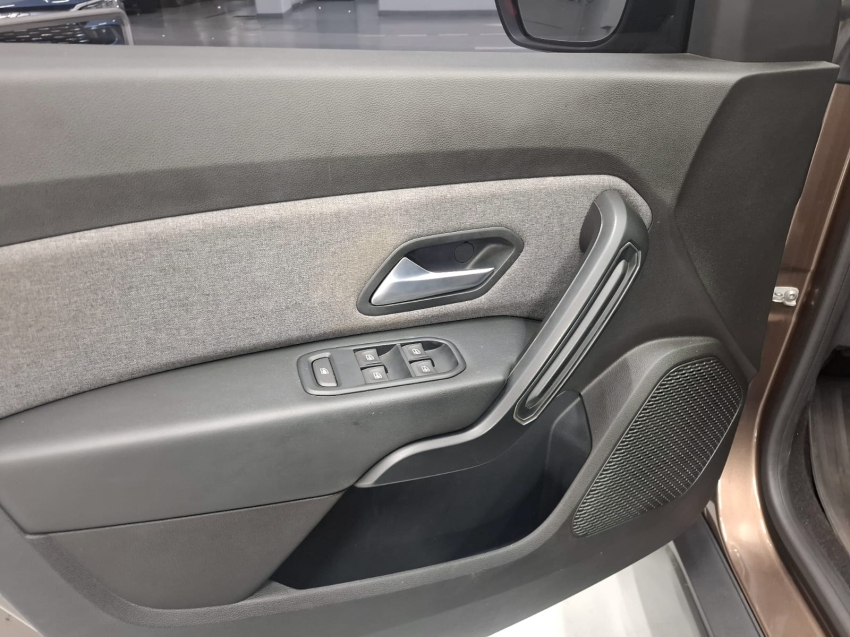 renault duster 1.3 tce flex iconic x-tronic 4p automatico 2024 renault duster 1.3 tce flex iconic x-tronic 4p automatico 2024