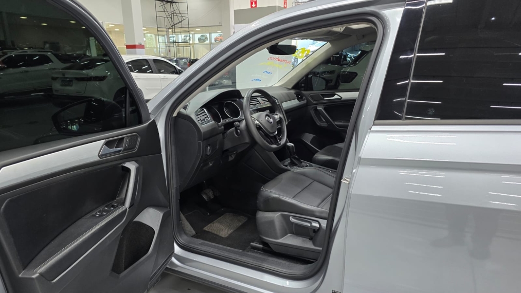 volkswagen tiguan 1.4 250 tsi total flex allspace tiptronic 4p manual 20206
