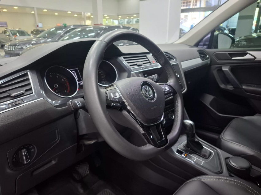 volkswagen tiguan 1.4 250 tsi total flex allspace tiptronic 4p manual 2020 volkswagen tiguan 1.4 250 tsi total flex allspace tiptronic 4p manual 2020