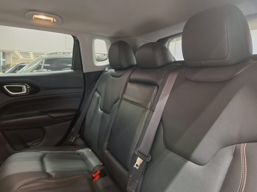 jeep compass 1.3 t270 turbo flex limited at6 4p automatico 2023 jeep compass 1.3 t270 turbo flex limited at6 4p automatico 2023