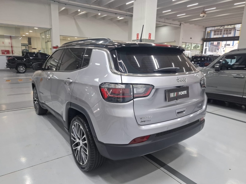 jeep compass 1.3 t270 turbo flex limited at6 4p automatico 2023 jeep compass 1.3 t270 turbo flex limited at6 4p automatico 2023