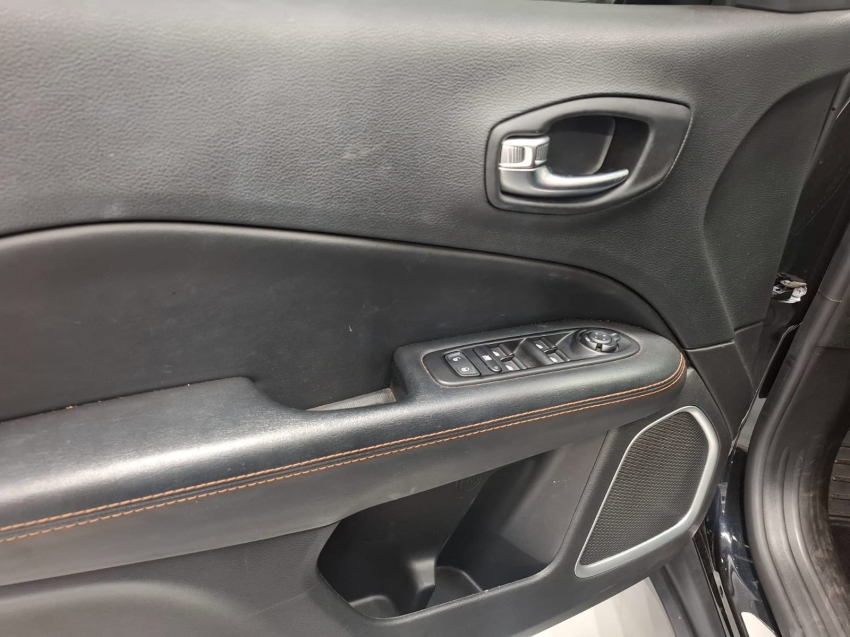 jeep compass 2.0 16v diesel limited 4x4 automatico 4p 2021 jeep compass 2.0 16v diesel limited 4x4 automatico 4p 2021