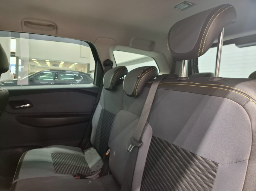 chevrolet spin 1.8 activ7 8v flex 4p automatico 2020 chevrolet spin 1.8 activ7 8v flex 4p automatico 2020