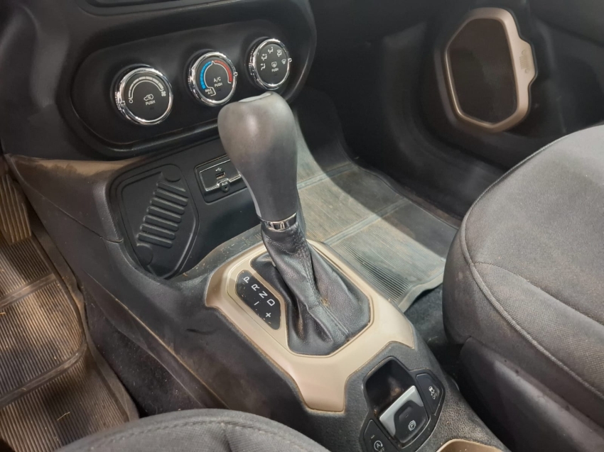 jeep renegade 1.8 16v flex sport 4p automatico 20176