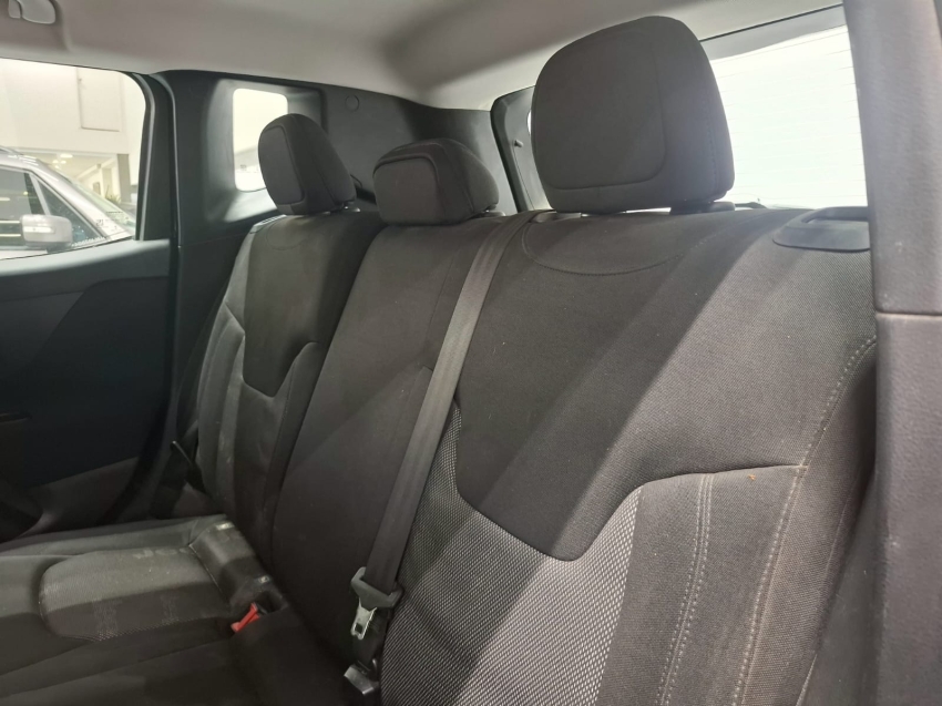 jeep renegade 1.8 16v flex sport 4p automatico 201712