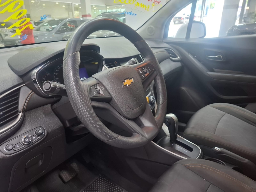 chevrolet tracker 1.4 16v turbo flex lt automatico 4p 2017 chevrolet tracker 1.4 16v turbo flex lt automatico 4p 2017