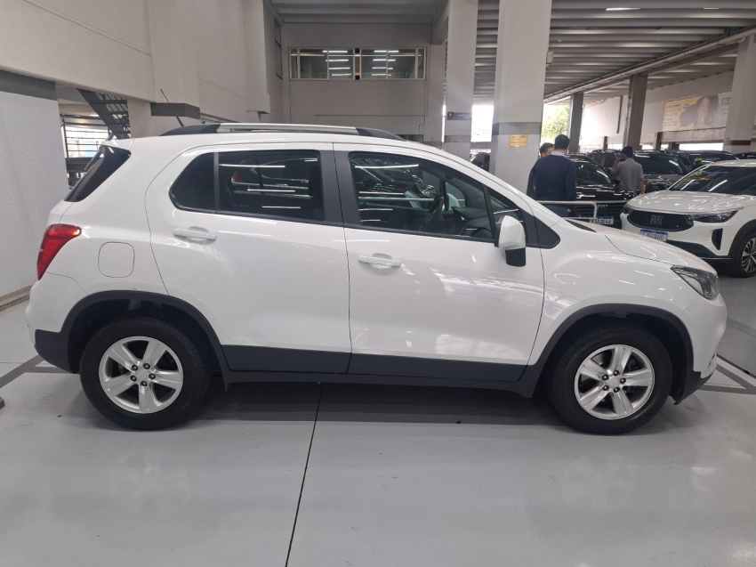 chevrolet tracker 1.4 16v turbo flex lt automatico 4p 2017 chevrolet tracker 1.4 16v turbo flex lt automatico 4p 2017