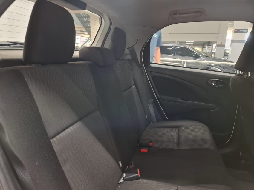 toyota etios 1.5 xs 16v flex 4p automatico 201711