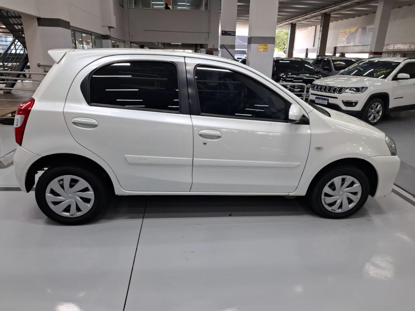 toyota etios 1.5 xs 16v flex 4p automatico 20174