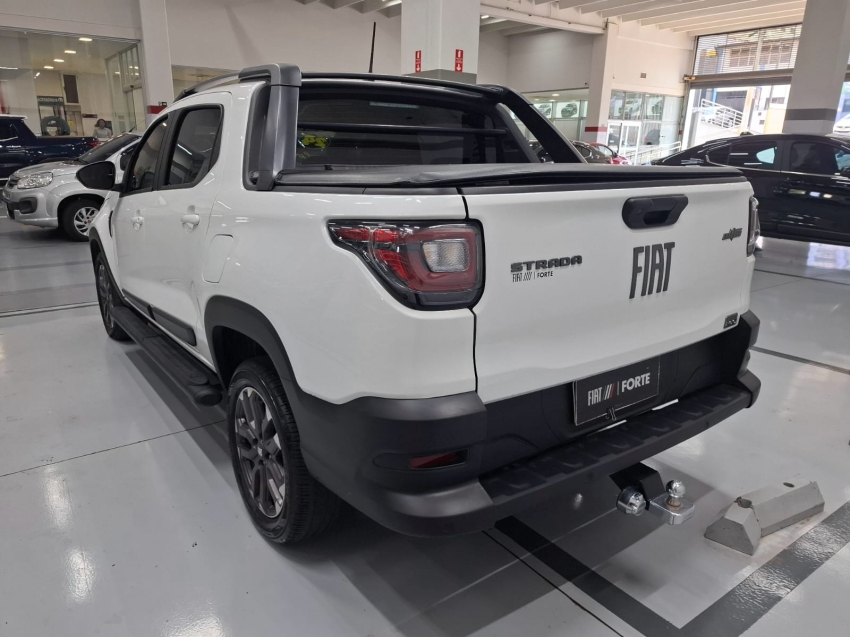 fiat strada 1.0 turbo 200 flex ultra cd cvt 4p automatico 202415