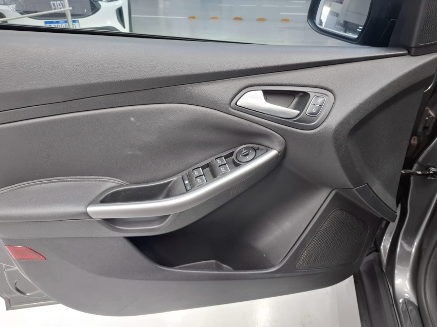 ford focus 2.0 se 16v flex 4p powershift manual 20188