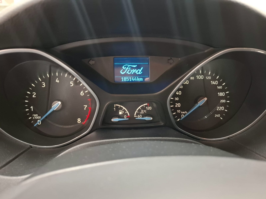 ford focus 2.0 se 16v flex 4p powershift manual 20187