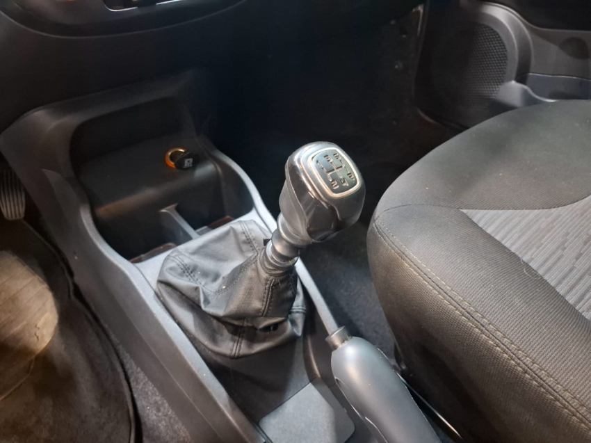 fiat uno 1.0 firefly flex attractive 4p manual automatico 20176