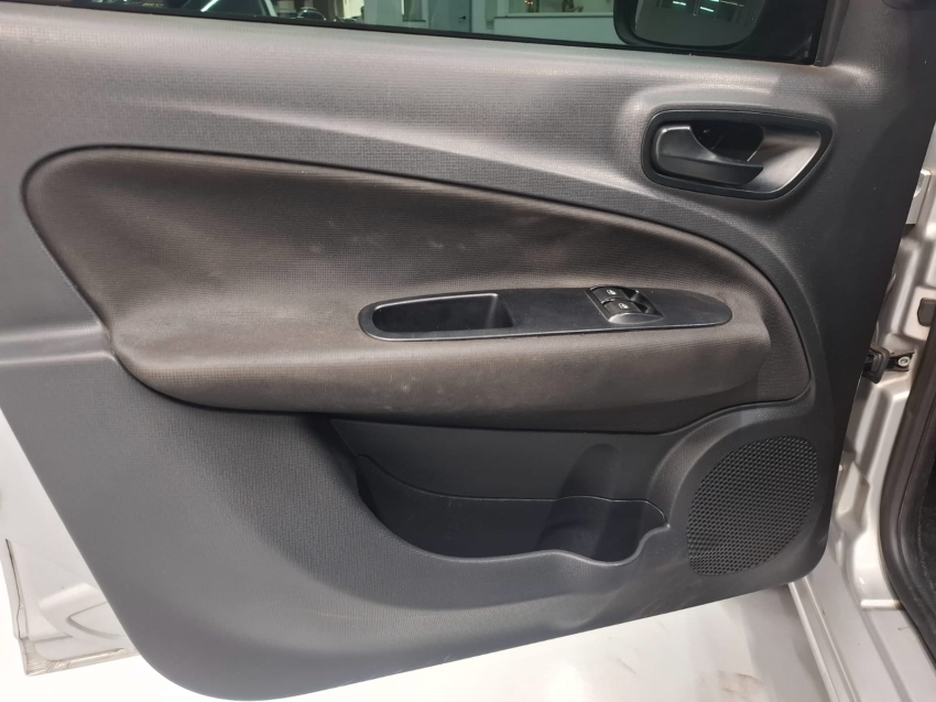 fiat uno 1.0 firefly flex attractive 4p manual automatico 20177